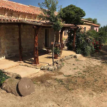 Li Casacci Bed & Breakfast Arzachena Exterior foto